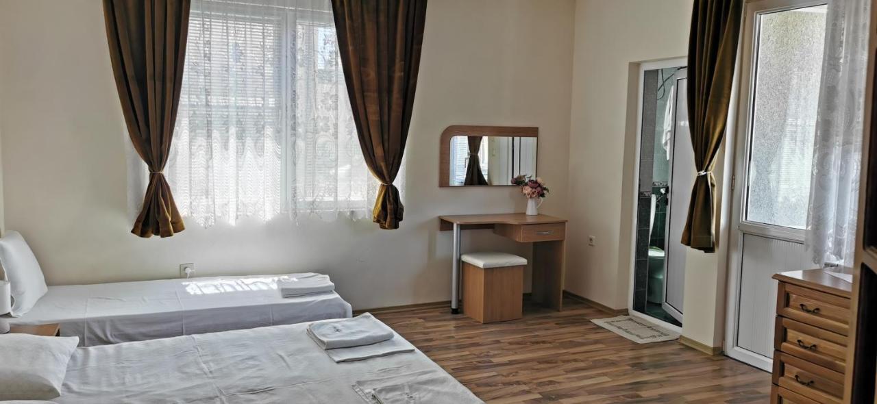 Къща За Гости The Sunny Corner Sozopol Exterior photo